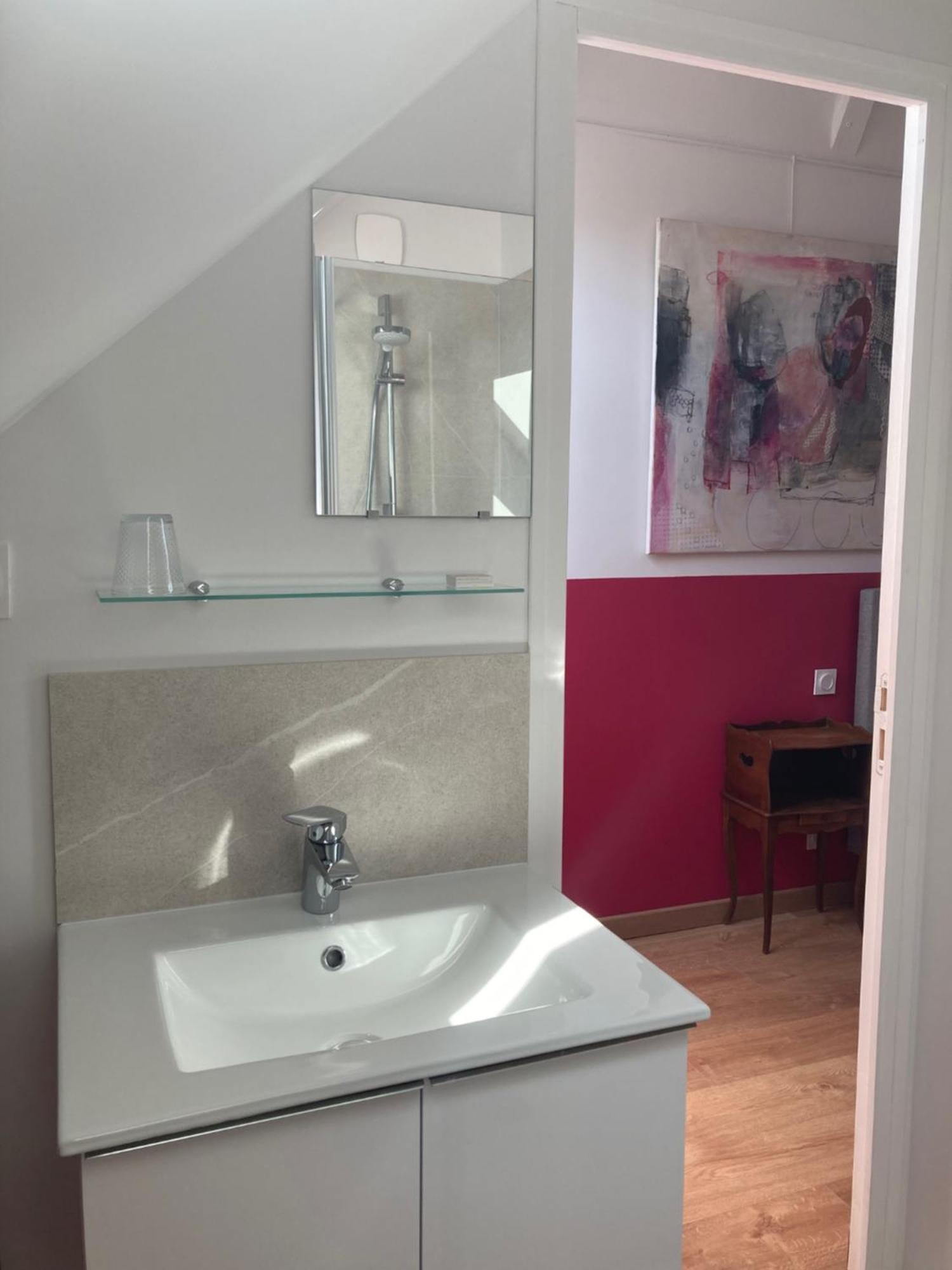 Chez Anne - Chambre Avec Salle De Bain Privative Menetou-Couture 外观 照片
